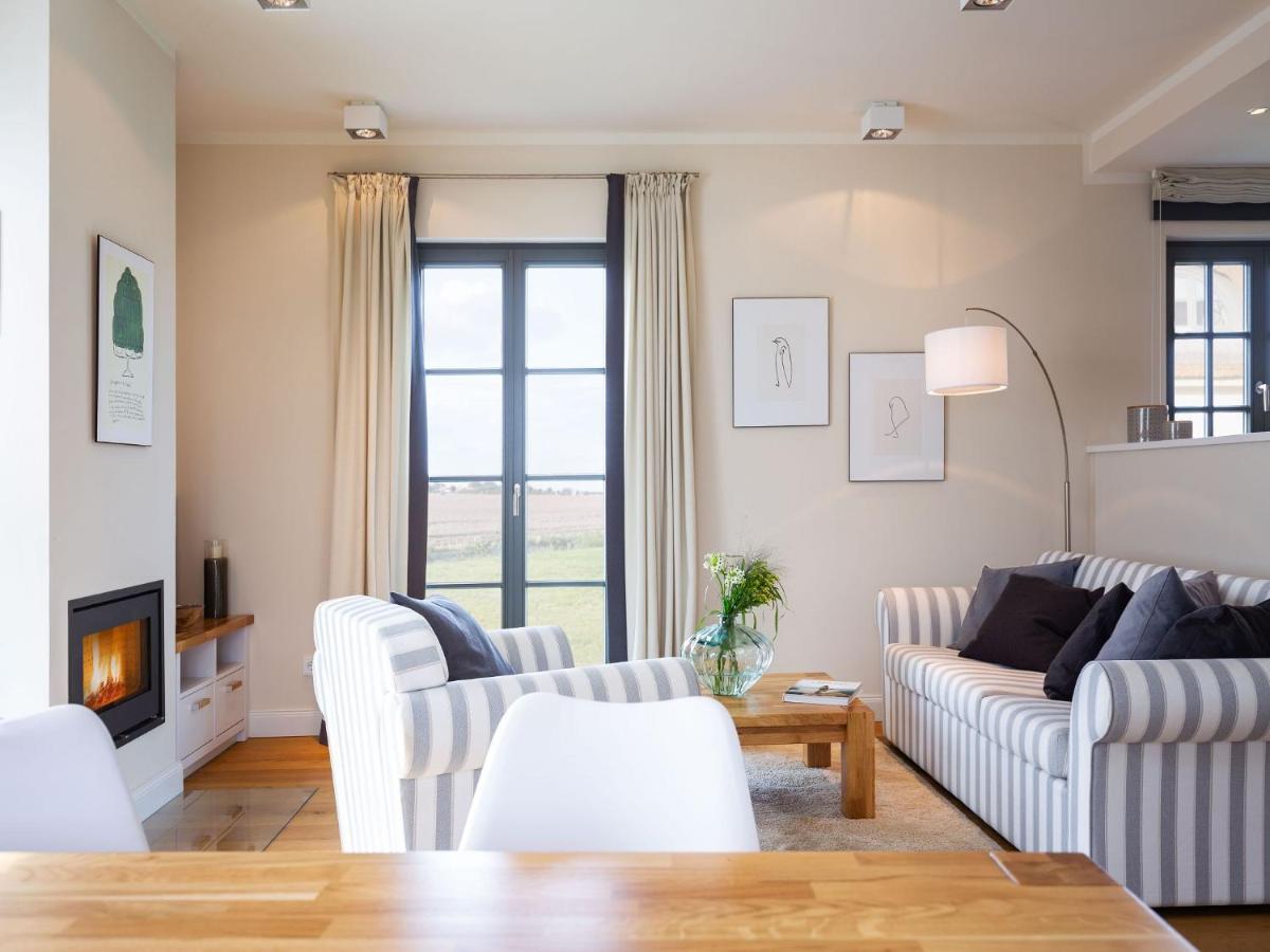 Reetland Am Meer - Premium Reetdachvilla Mit 2 Schlafzimmern, Sauna Und Kamin E04 Dranske Luaran gambar