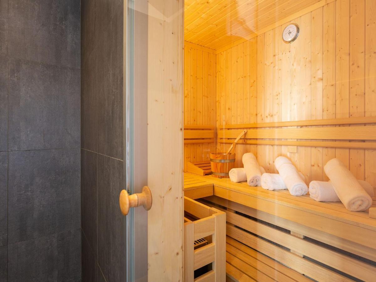 Reetland Am Meer - Premium Reetdachvilla Mit 2 Schlafzimmern, Sauna Und Kamin E04 Dranske Luaran gambar